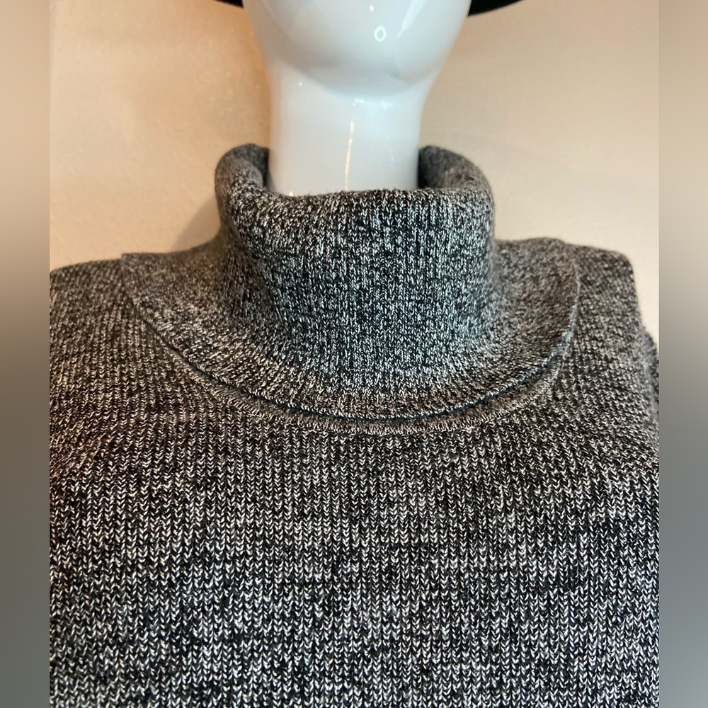Calvin Klein~Oversized Cowl Neck Knit Pullover Sweater~Black & White~Size L - Picture 5 of 14